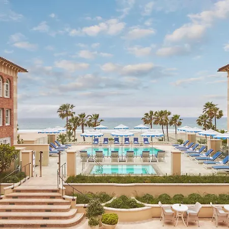 Hotel Casa Del Mar